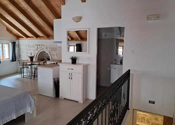 Luciana Korcula Town